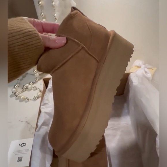 🖤HOT STYLE🖤UGG Classic Ultra Mini Platform Bootie - Picture 5 of 16